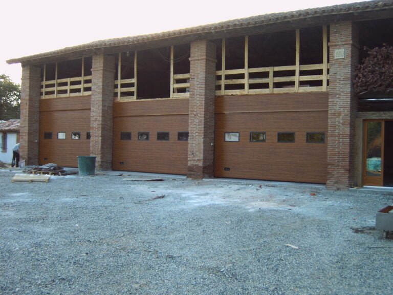 Porte de Garage Sectionnelle ou Basculante