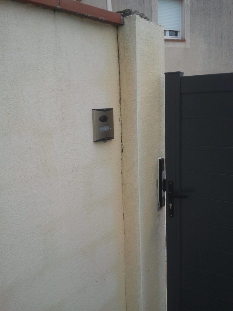 Système vidéo installé à Saint-Orens-de-Gameville (31650) par GPA Automatisme. Sécurisation et gestion des accès avec vidéo pour une sécurité optimale.